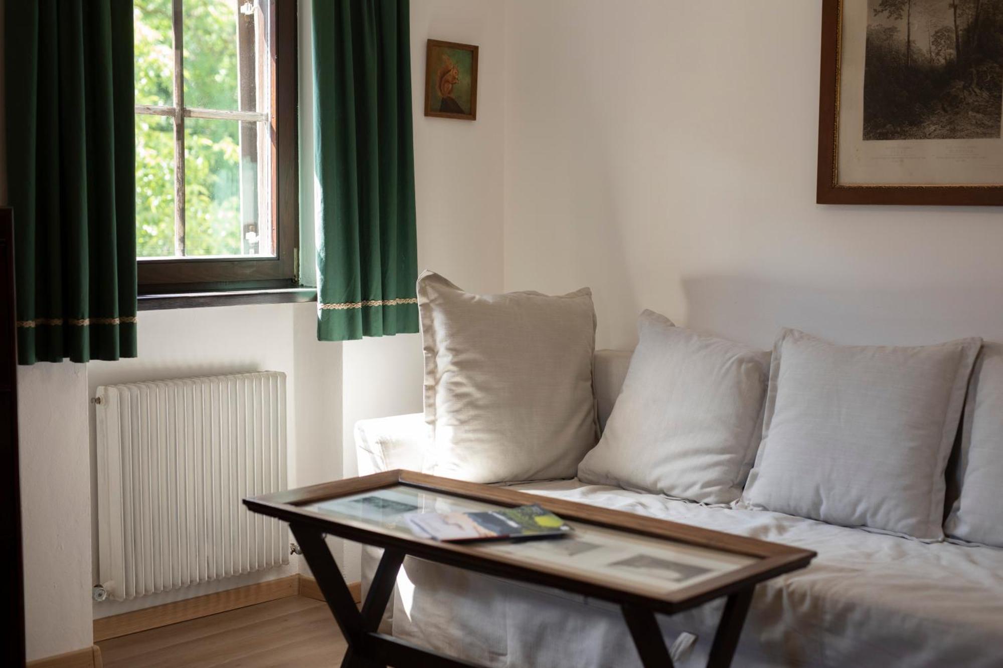 Arzenhof, Baron Di Pauli Apartment